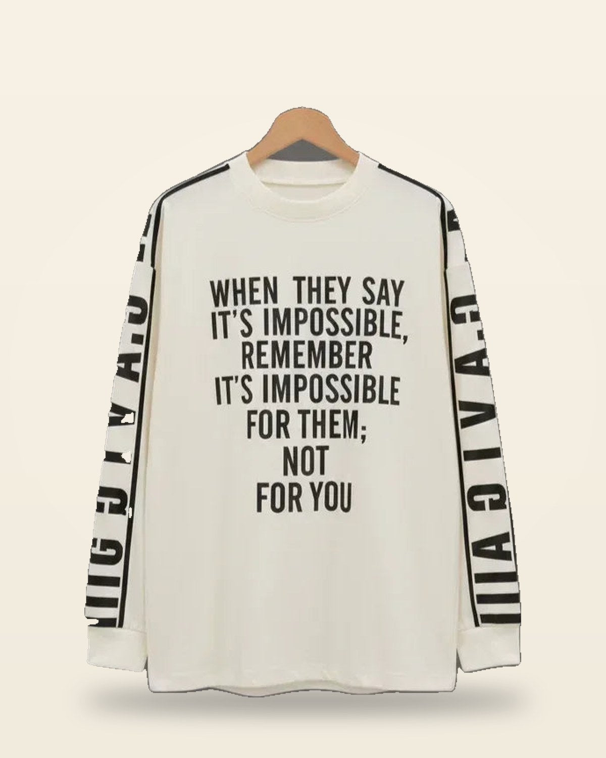 Graphic Oversized Sweatshirt — Minimal Streetwear Fit