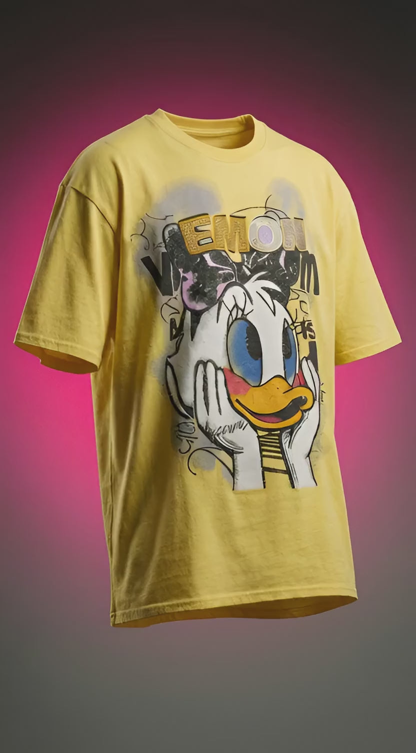 Retro Cartoon Duck Oversized Tee — Vintage Graphic Print