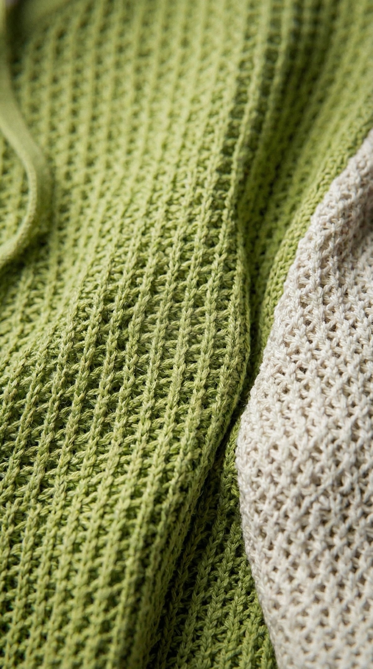 Thread-Head Hooded Tee — Short-Sleeve Hybrid Fit — view 4